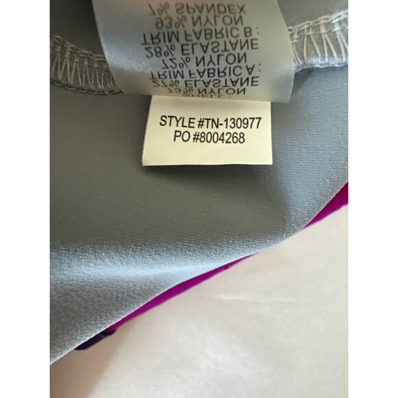 TITLE NINE Sensitive Perforated Short Sleeve Mini Dress Style: TN-130977 Medium - Picture 9 of 11